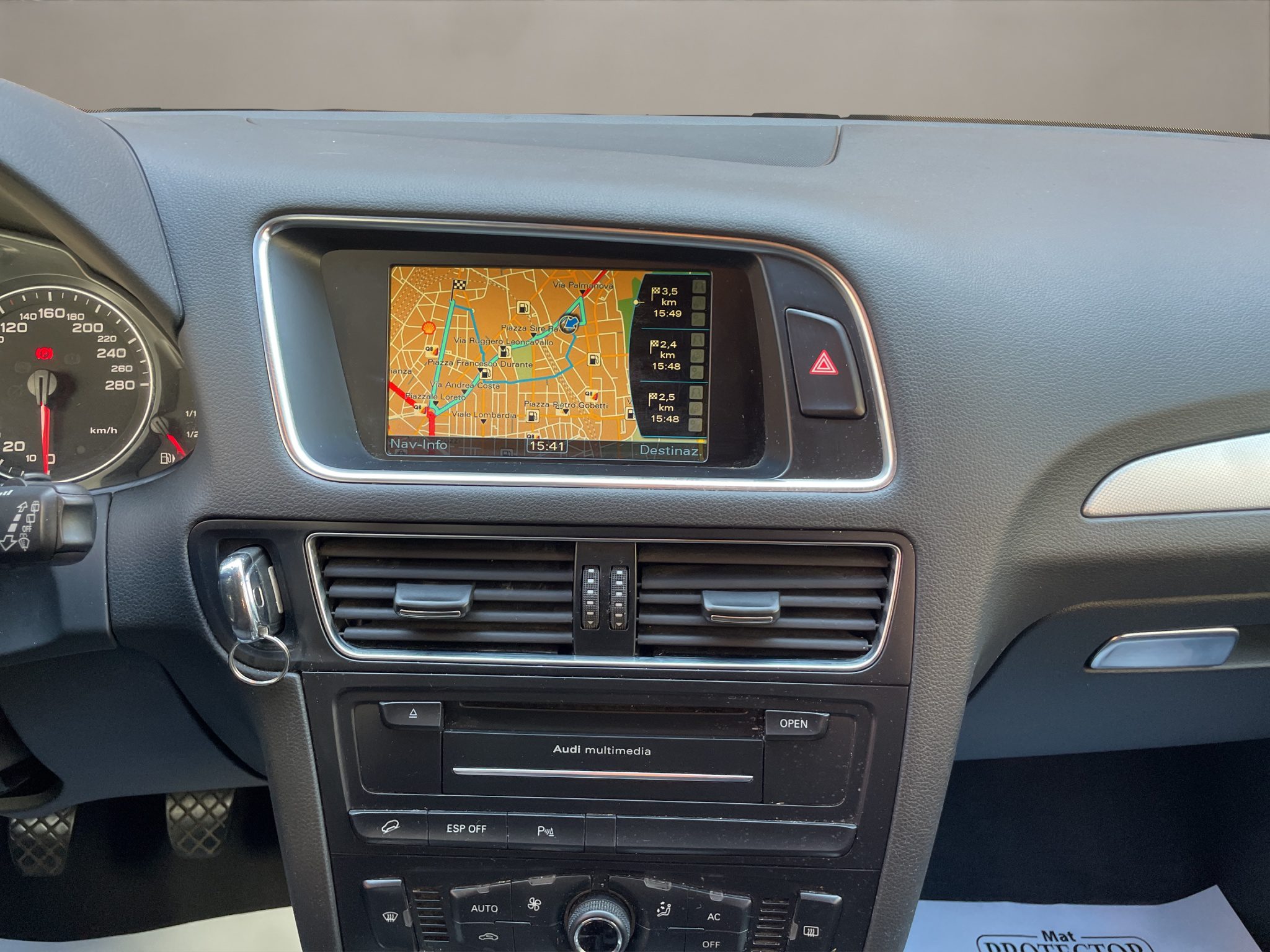 AUDIQ5BENZINA_13_converted